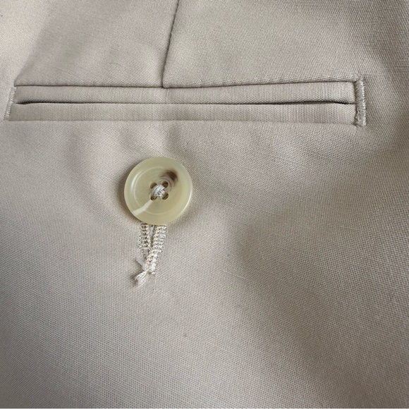 Banana Republic Women’s Cropped Khaki Colored Pants Size 2P - Picture 5 of 7